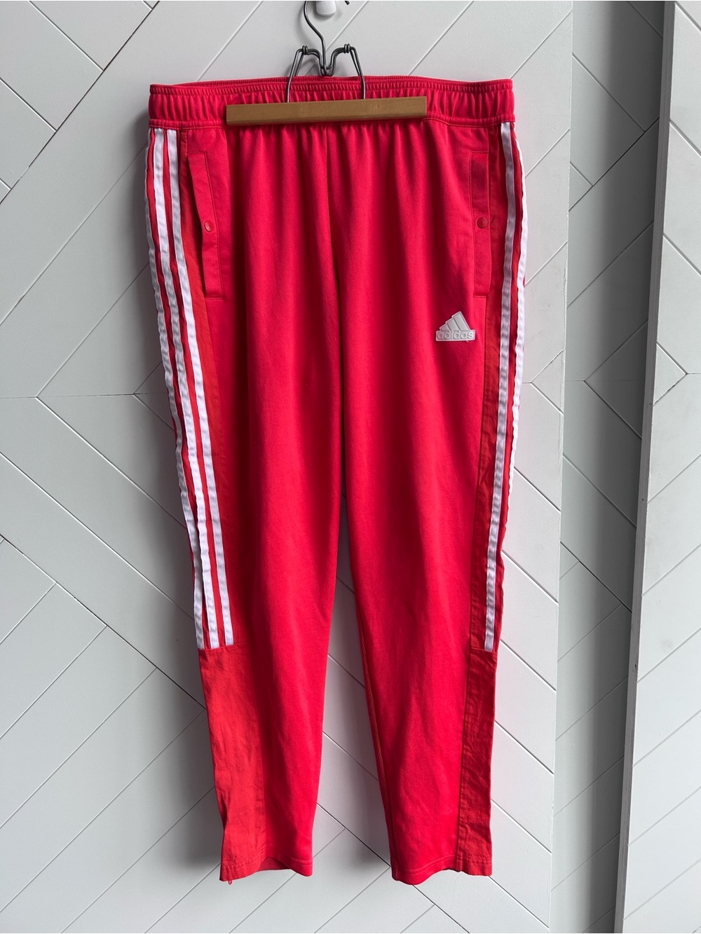 Mens Adidas Red Track Pants with Signature 3-Stripes size L - Picture 2 of 8